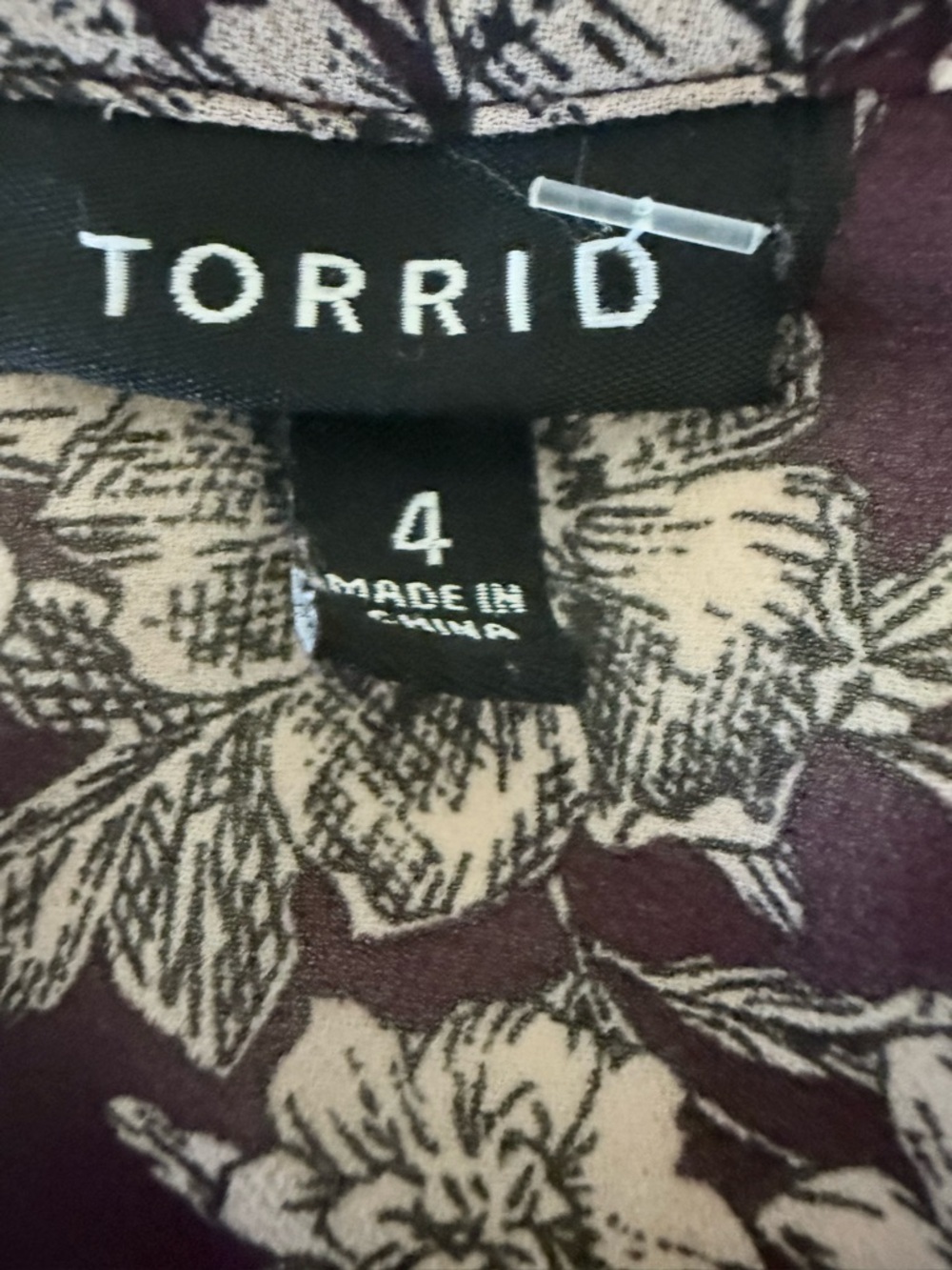 Floral V-Neck High Low Purple Tunic. Shear. PTP 27. Beautiful Pattern. - Picture 3 of 3